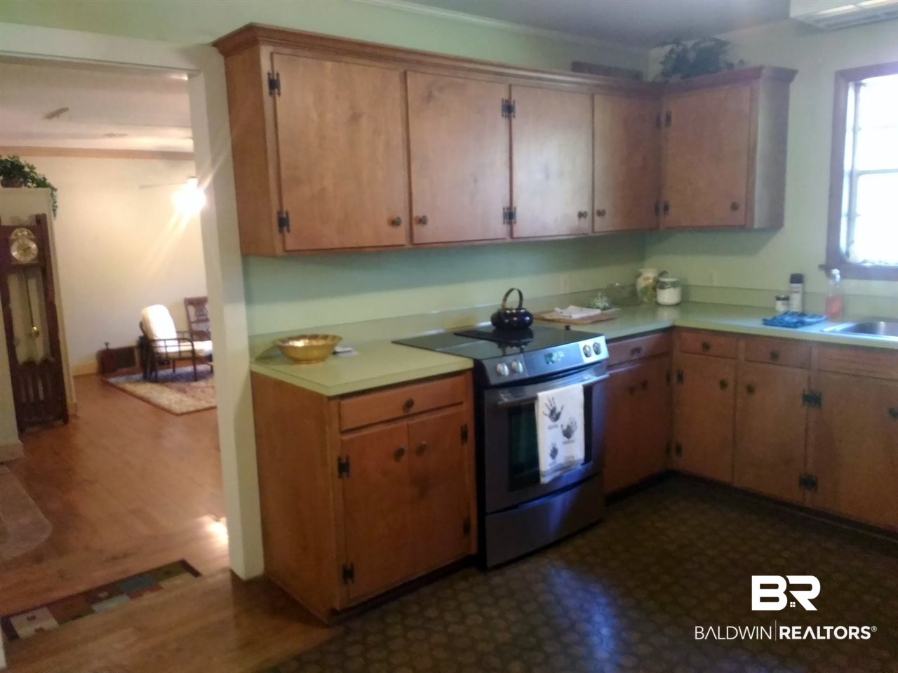 8189 River Road North Foley, AL 36535 - Photo 23 of 50 Kitchen to den