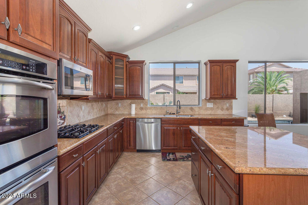 3234 West Rapalo Road Phoenix, AZ 85086 - Photo 17 of 49