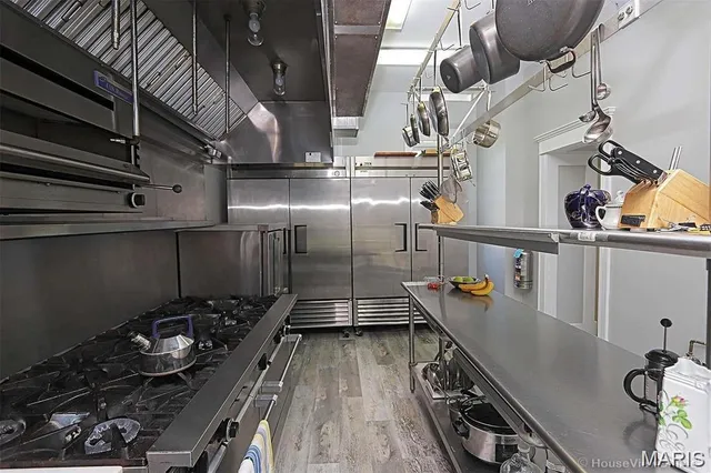 $899,000 | 78 North Main Street, Ste. Genevieve, MO 63670