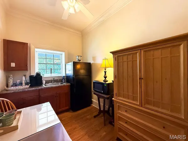 $899,000 | 78 North Main Street, Ste. Genevieve, MO 63670