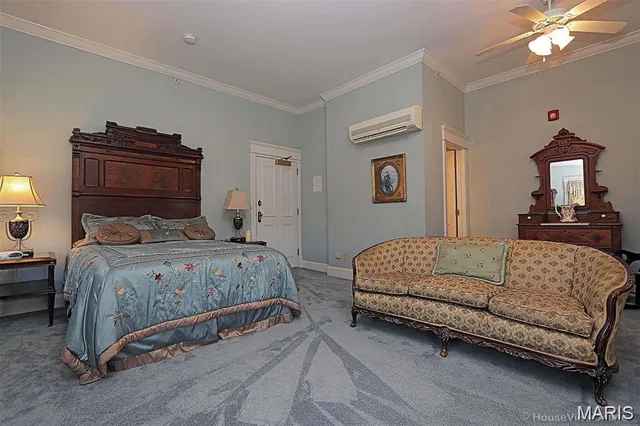 $899,000 | 78 North Main Street, Ste. Genevieve, MO 63670