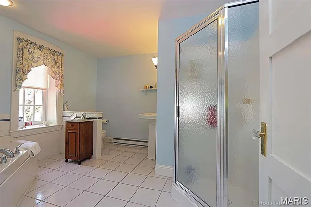 $899,000 | 78 North Main Street, Ste. Genevieve, MO 63670