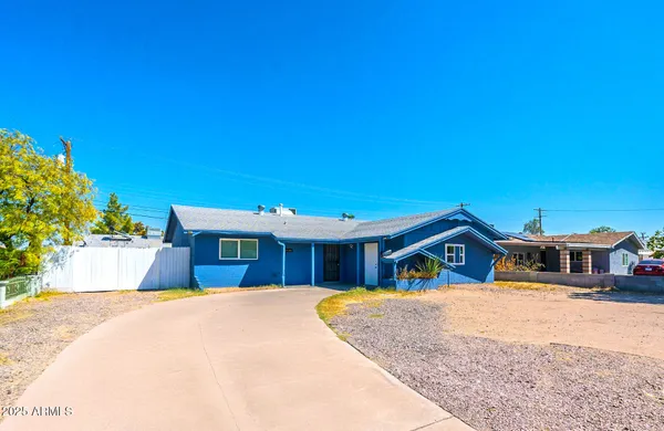 $214,900 | 3115 North 55th Avenue, Phoenix, AZ 85031