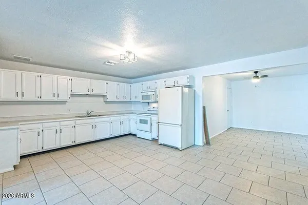 $214,900 | 3115 North 55th Avenue, Phoenix, AZ 85031
