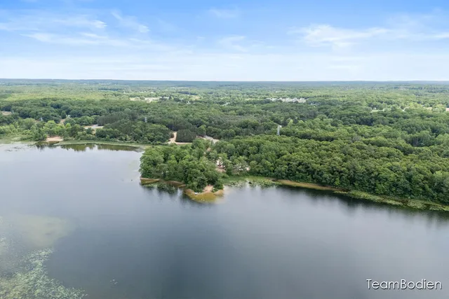 $194,900 | 13625 Krauskopf Road Northeast, Sparta, MI 49345