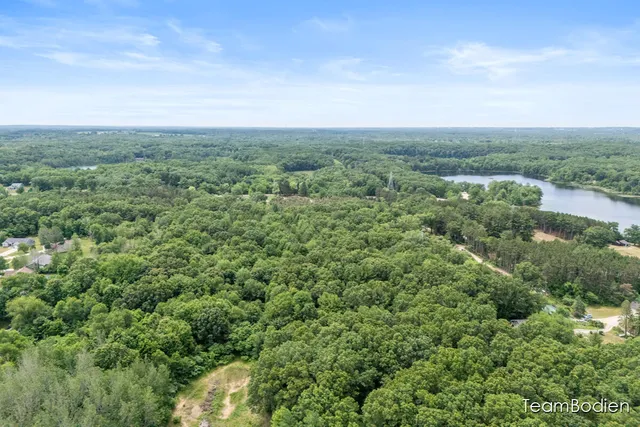 $194,900 | 13625 Krauskopf Road Northeast, Sparta, MI 49345