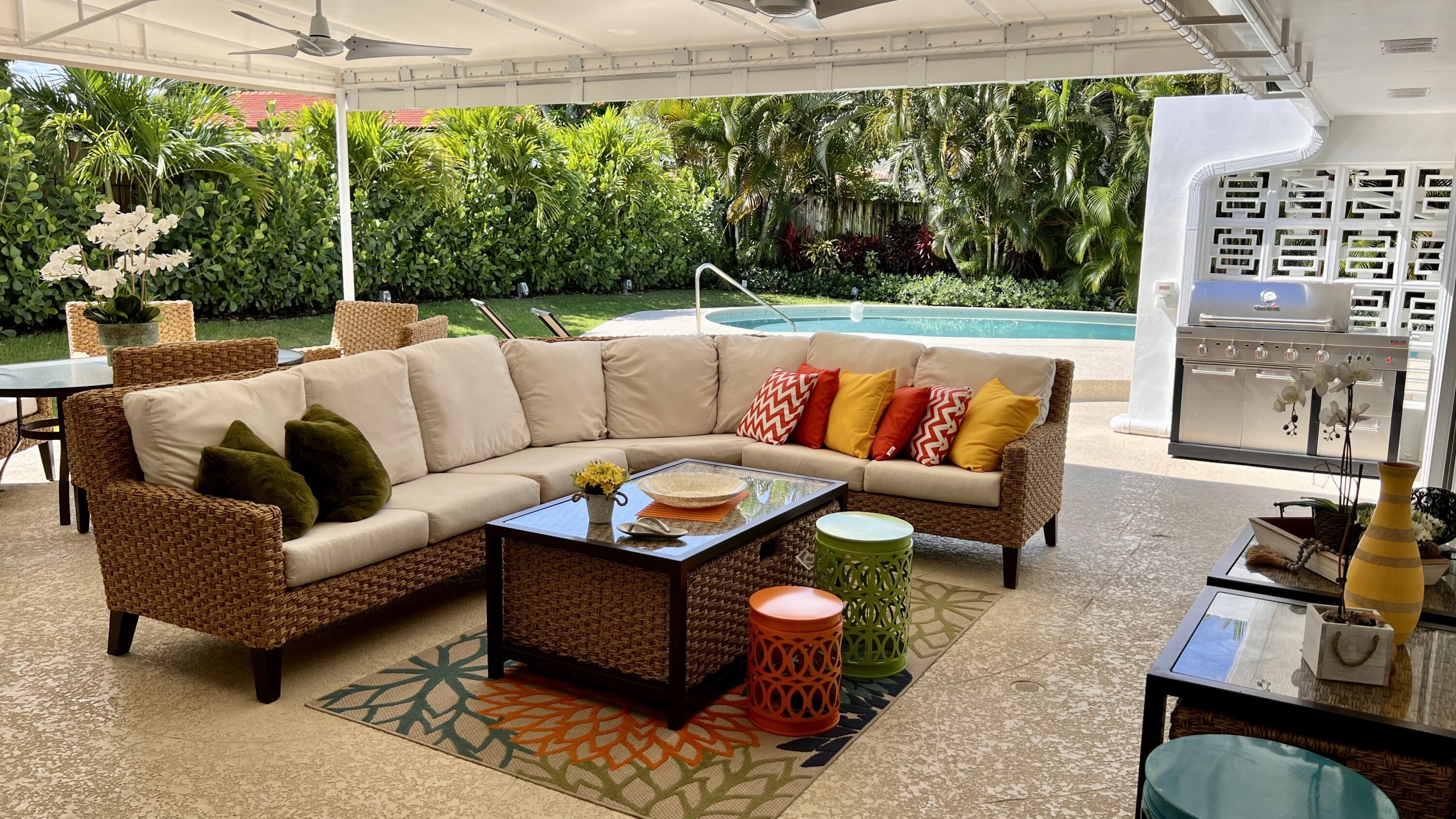 464 Northwest 11th Street Boca Raton, FL 33432 - Photo 6 of 19 Patio area 1