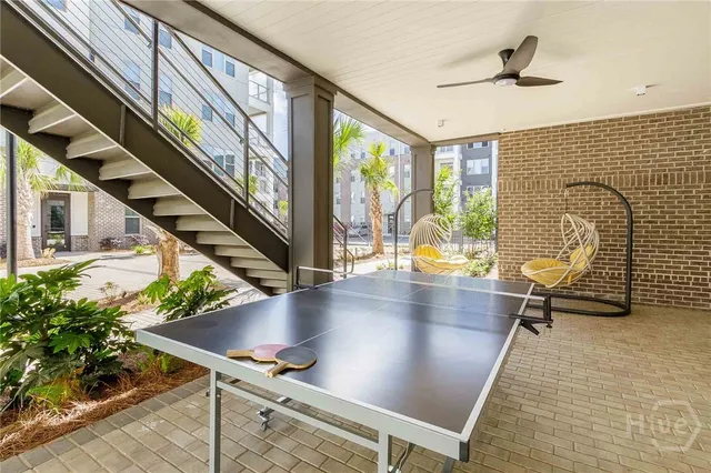 $2,369 | 1150 East Perry Lane, Unit B3, Savannah, GA 31401