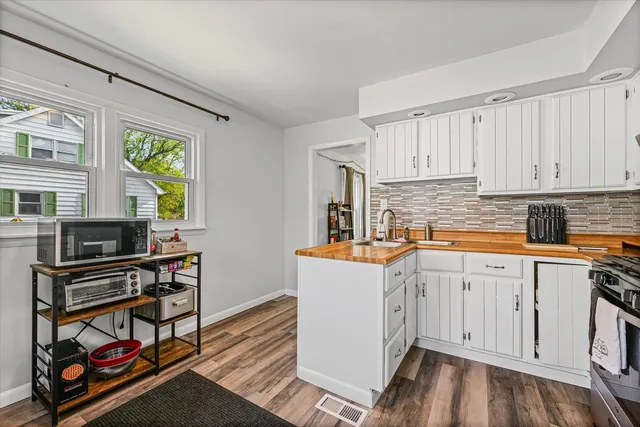 $189,900 | 1608 Sheridan Road, Champaign, IL 61821