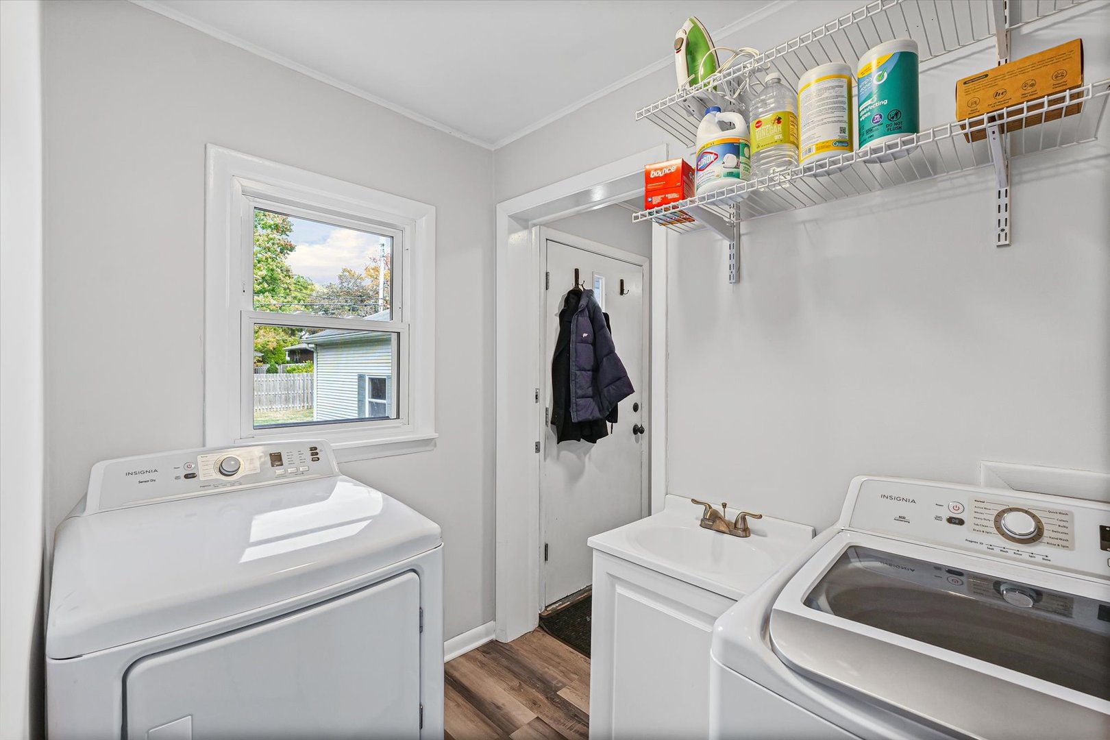 1608 Sheridan Road Champaign, IL 61821 - Photo 15 of 29 a utility room with dryer and washer