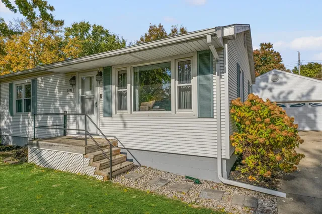 $189,900 | 1608 Sheridan Road, Champaign, IL 61821