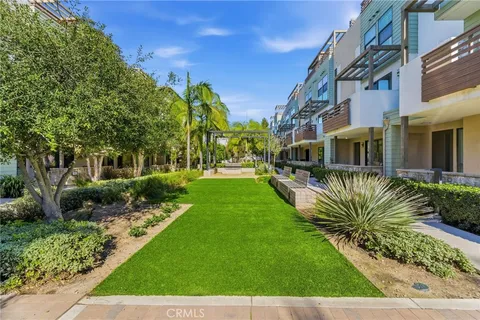 $1,698,000 | 1650 Topanga, Costa Mesa, CA 92627