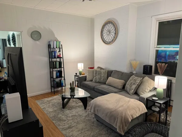 $3,300 | 809 Palisade Avenue, Unit 1, Union City, NJ 07087