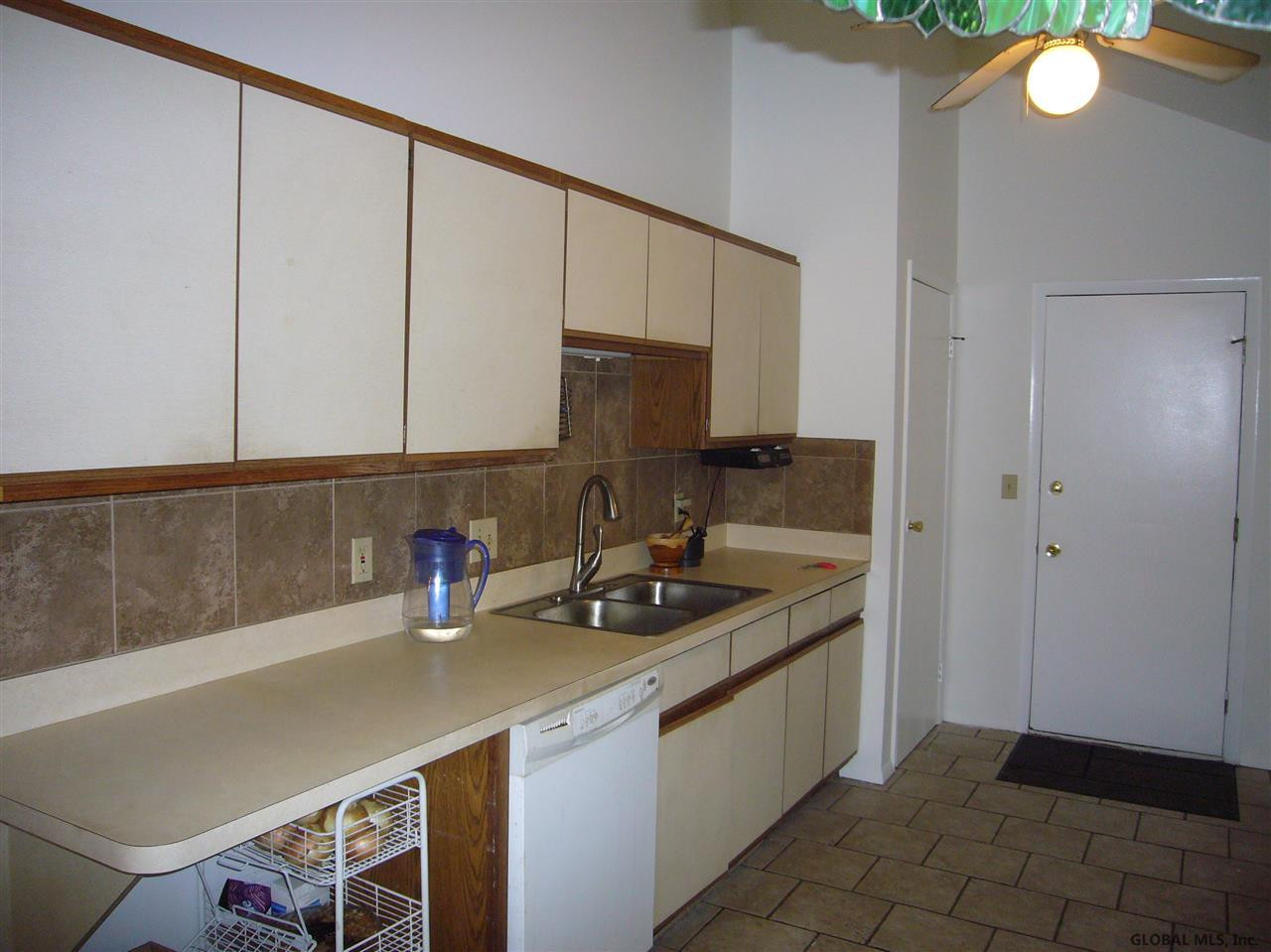 27 Glade Mallow Road Malta, NY 12020 - Photo 9 of 14 Photo 9
