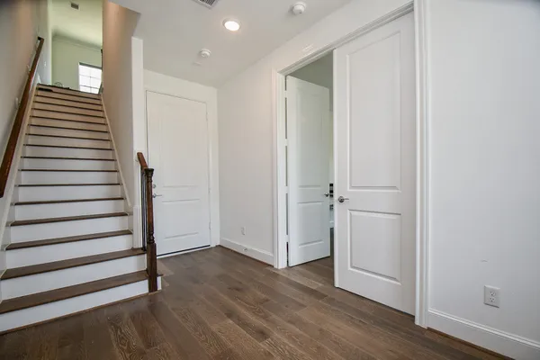 $3,000 | 703 Bringhurst Street, Houston, TX 77020