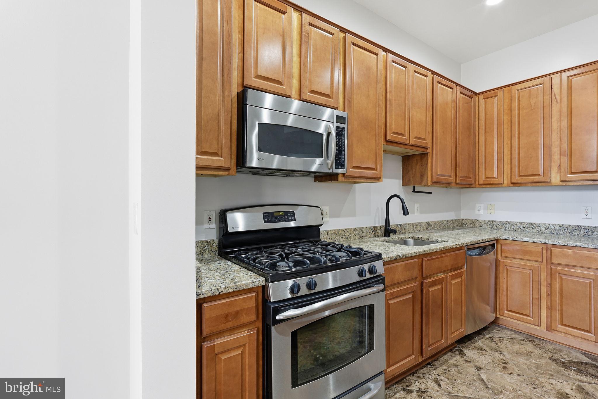 12000 Market Street, Unit 436 Reston, VA 20190 - Photo 16 of 46