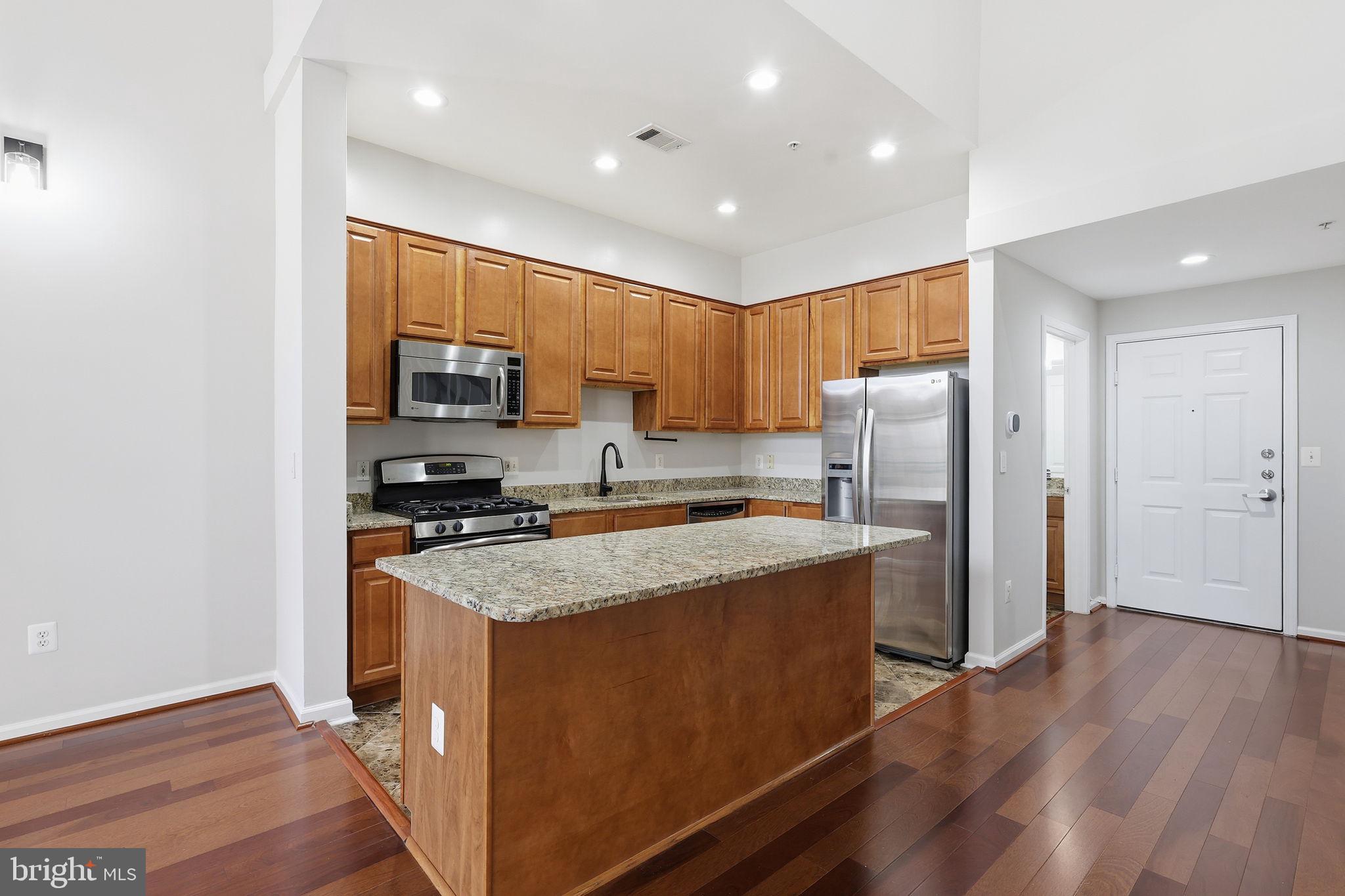 12000 Market Street, Unit 436 Reston, VA 20190 - Photo 9 of 46