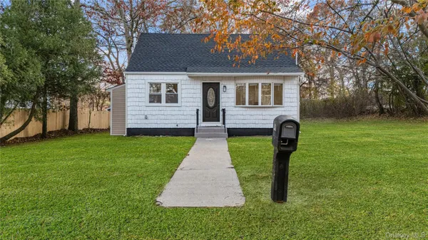 $499,000 | 78 Carr Lane, Coram, NY 11727