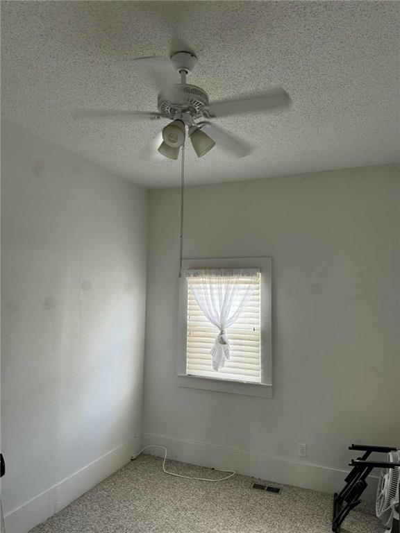 502 West Magnolia Street Cherokee, KS 66724 - Photo 8 of 23