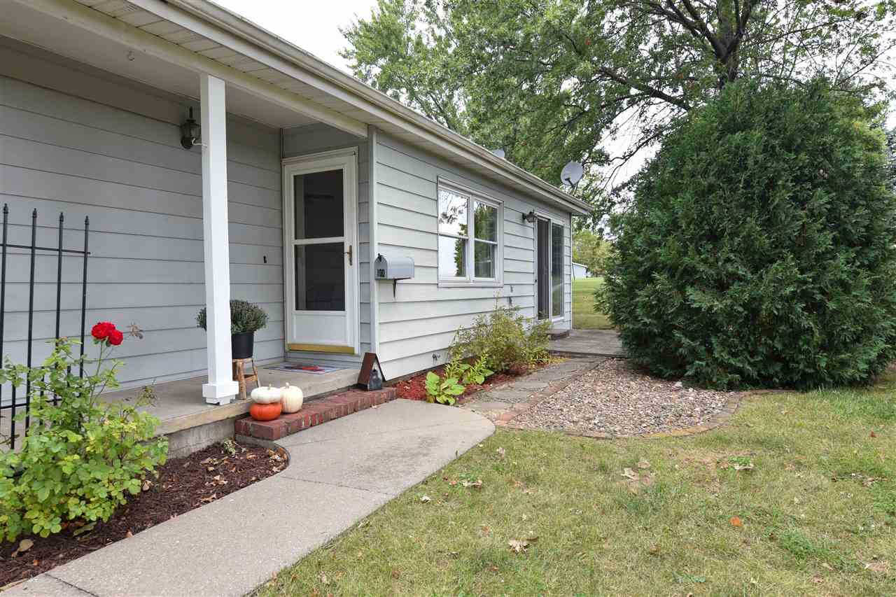 100 Valley Road Williamsburg, IA 52361 - Photo 2 of 29 Gallery Image 2