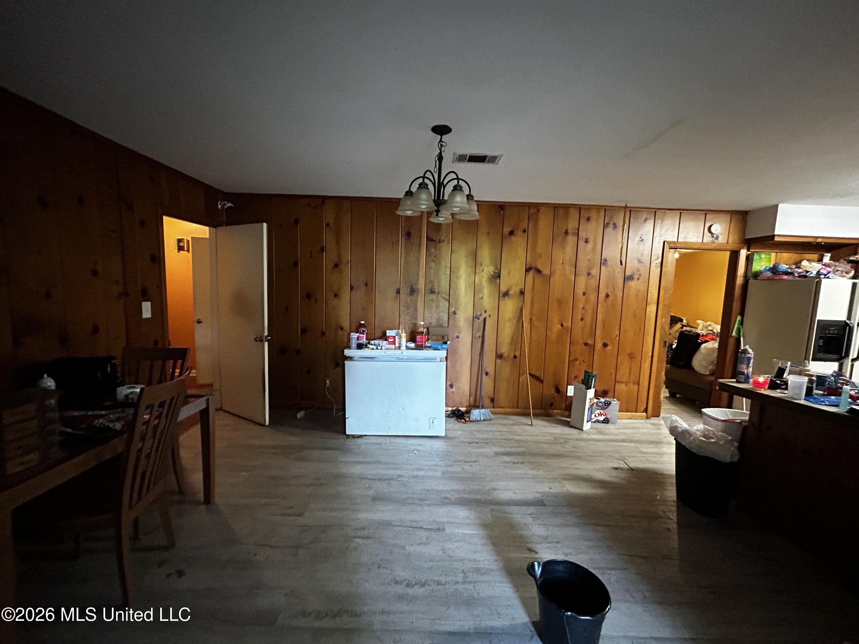 720 Colonial Circle Jackson, MS 39211 - Photo 8 of 25 Kitchen