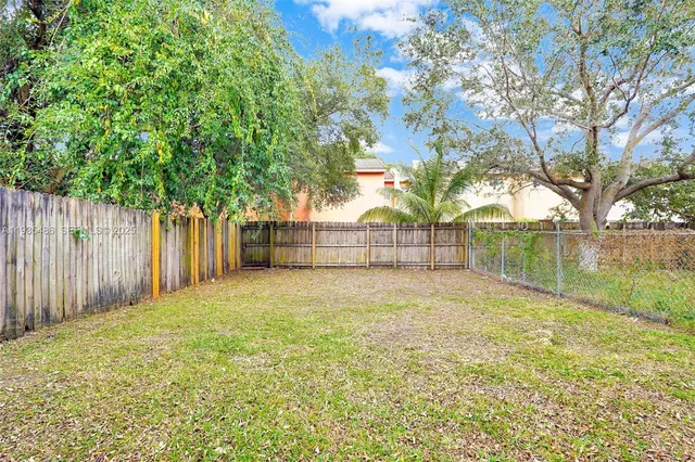 $298,000 | 636 Southwest 7th Terrace, Florida City, FL 33034