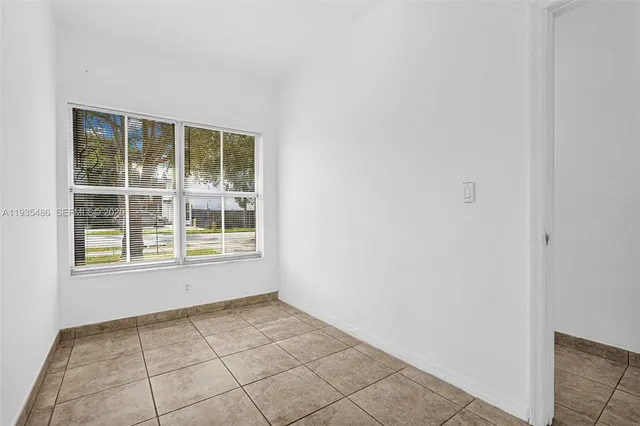 $298,000 | 636 Southwest 7th Terrace, Florida City, FL 33034