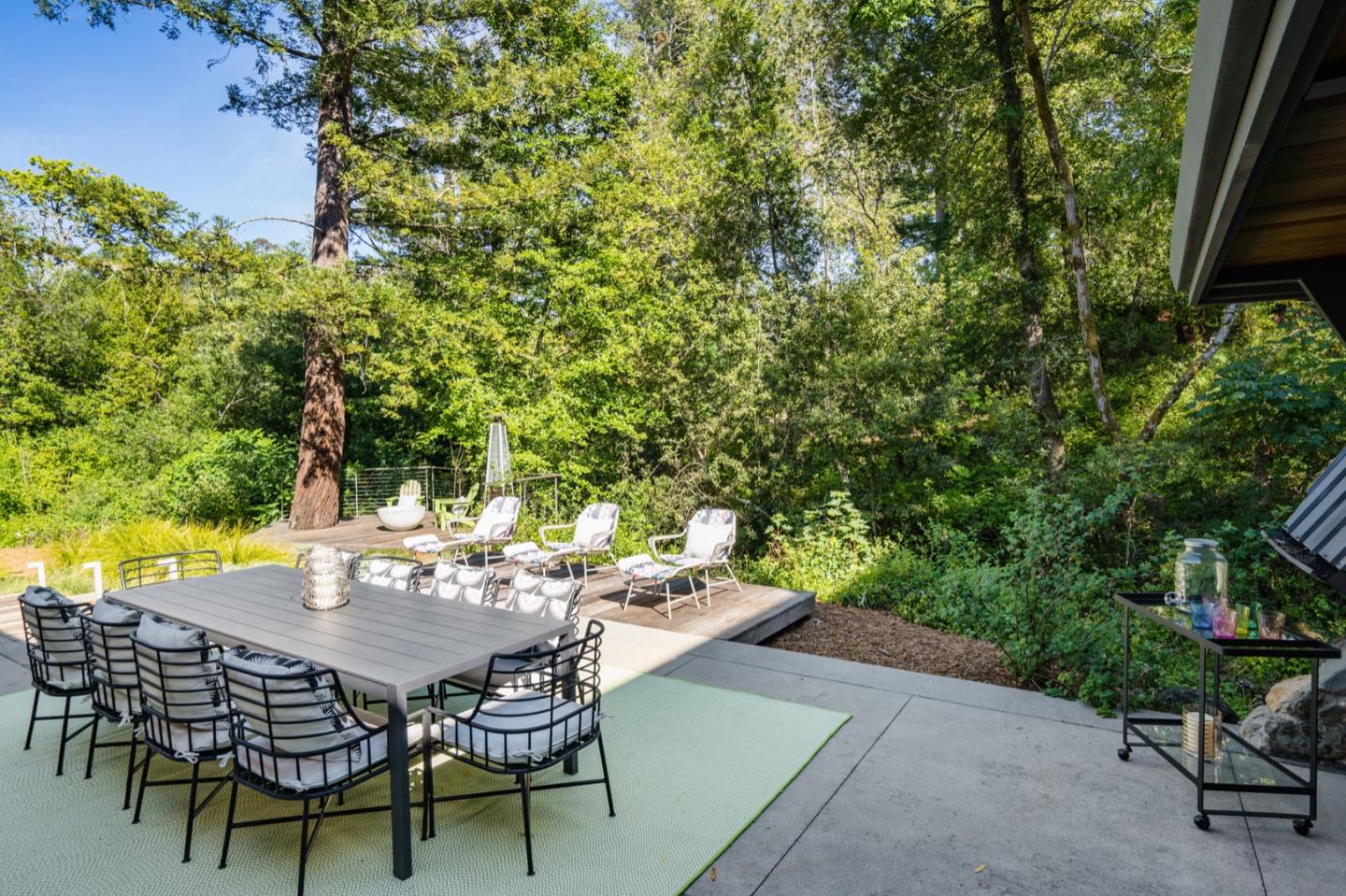 135 Willowbrook Drive Portola Valley, CA 94028 - Photo 20 of 50 an outdoor space with furniture and garden