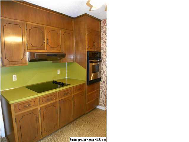 3490 Ridgecrest Drive Birmingham, AL 35216 - Photo 6 of 26