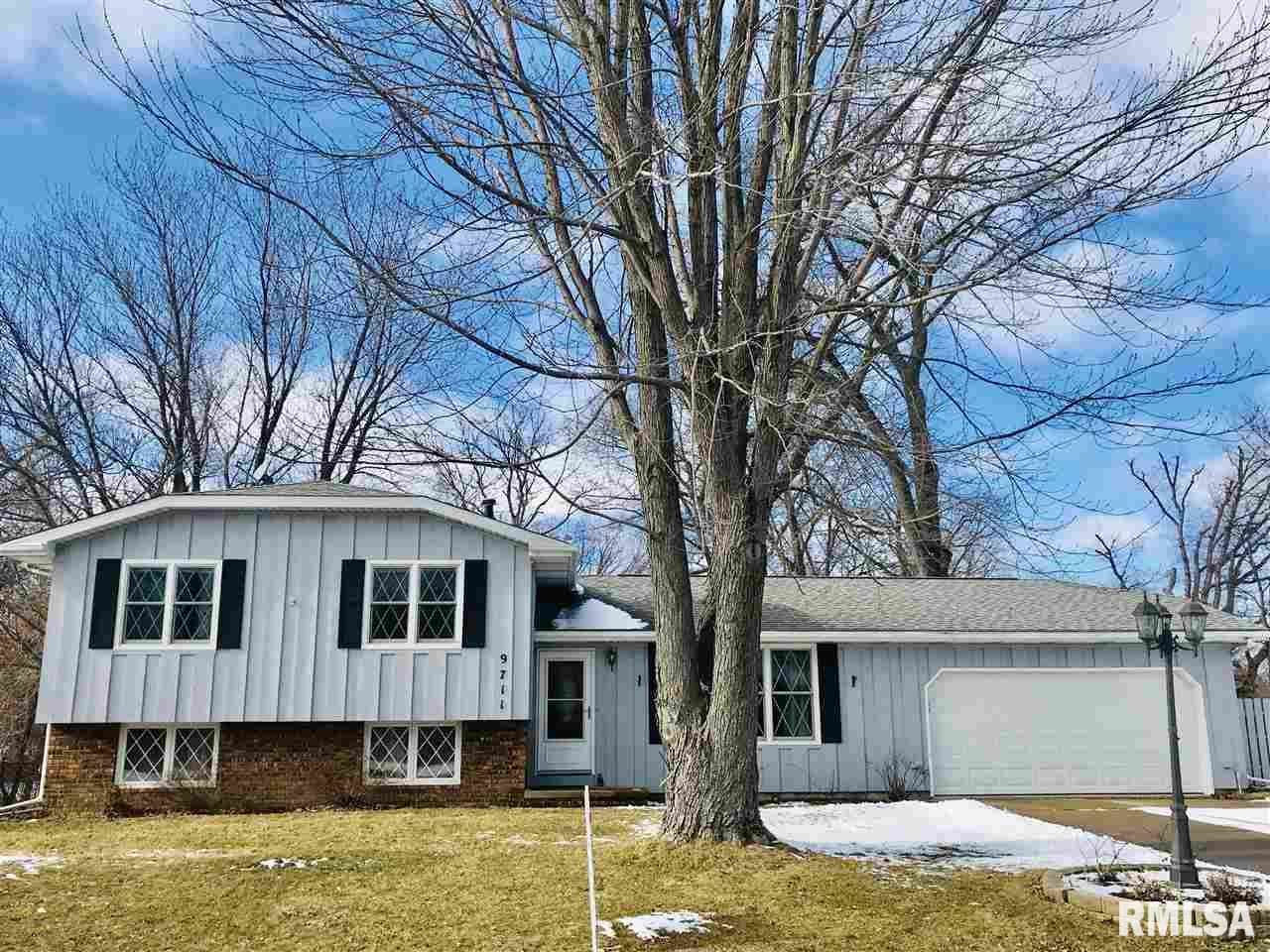 9711 West Whittingham Point Mapleton, IL 61547 - Photo 1 of 29