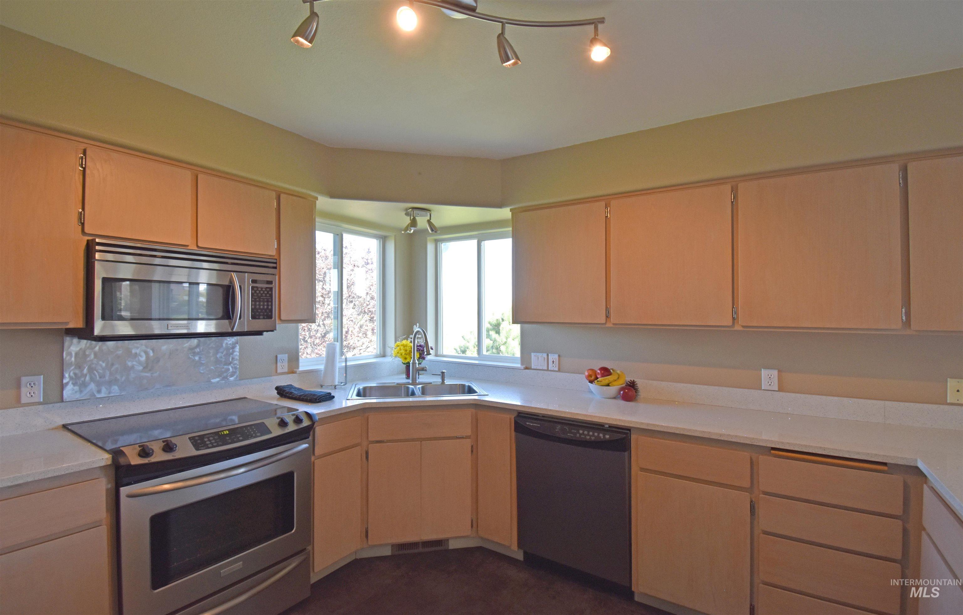 2016 Pleasant View Court Clarkston, WA 99403 - Photo 11 of 43