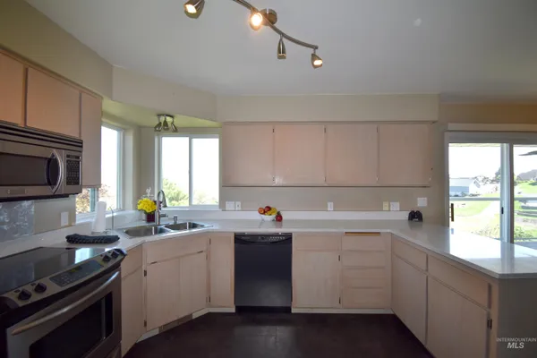 $615,000 | 2016 Pleasant View Court, Clarkston, WA 99403