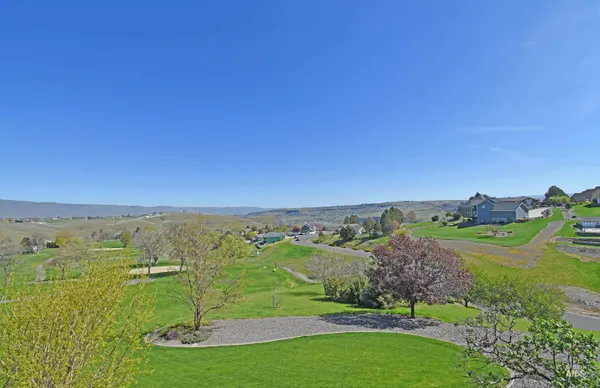 $615,000 | 2016 Pleasant View Court, Clarkston, WA 99403