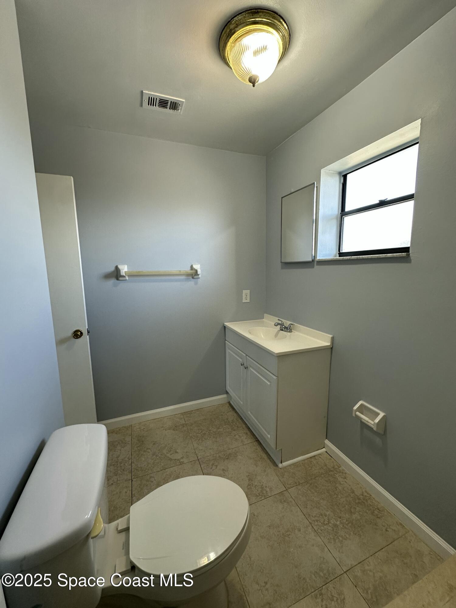 2242 Flower Tree Circle Melbourne, FL 32935 - Photo 8 of 10 tempImageHIYuzU