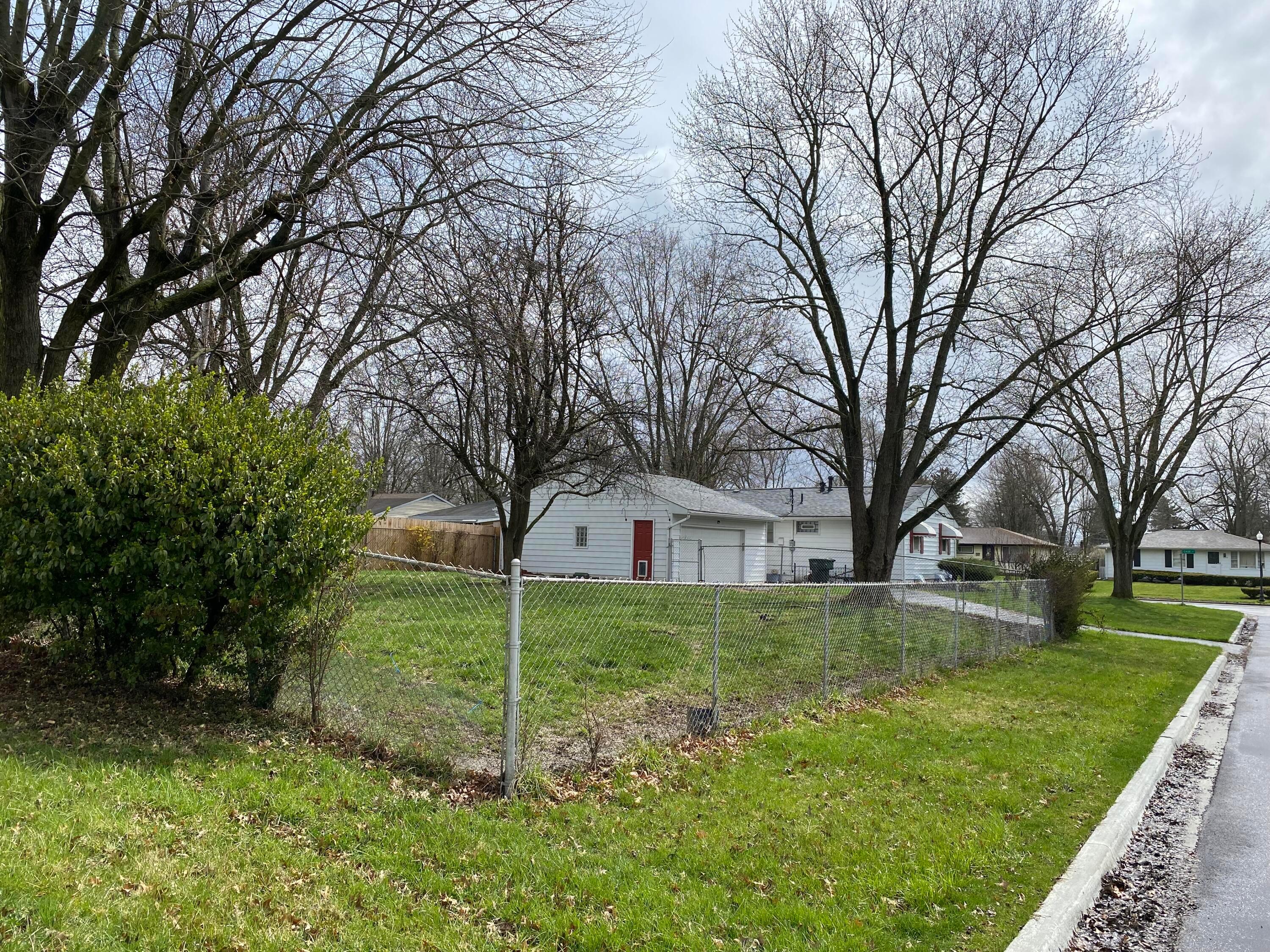 2130 Case Road Columbus, OH 43224 - Photo 38 of 39 39 - Exterior Back - 1