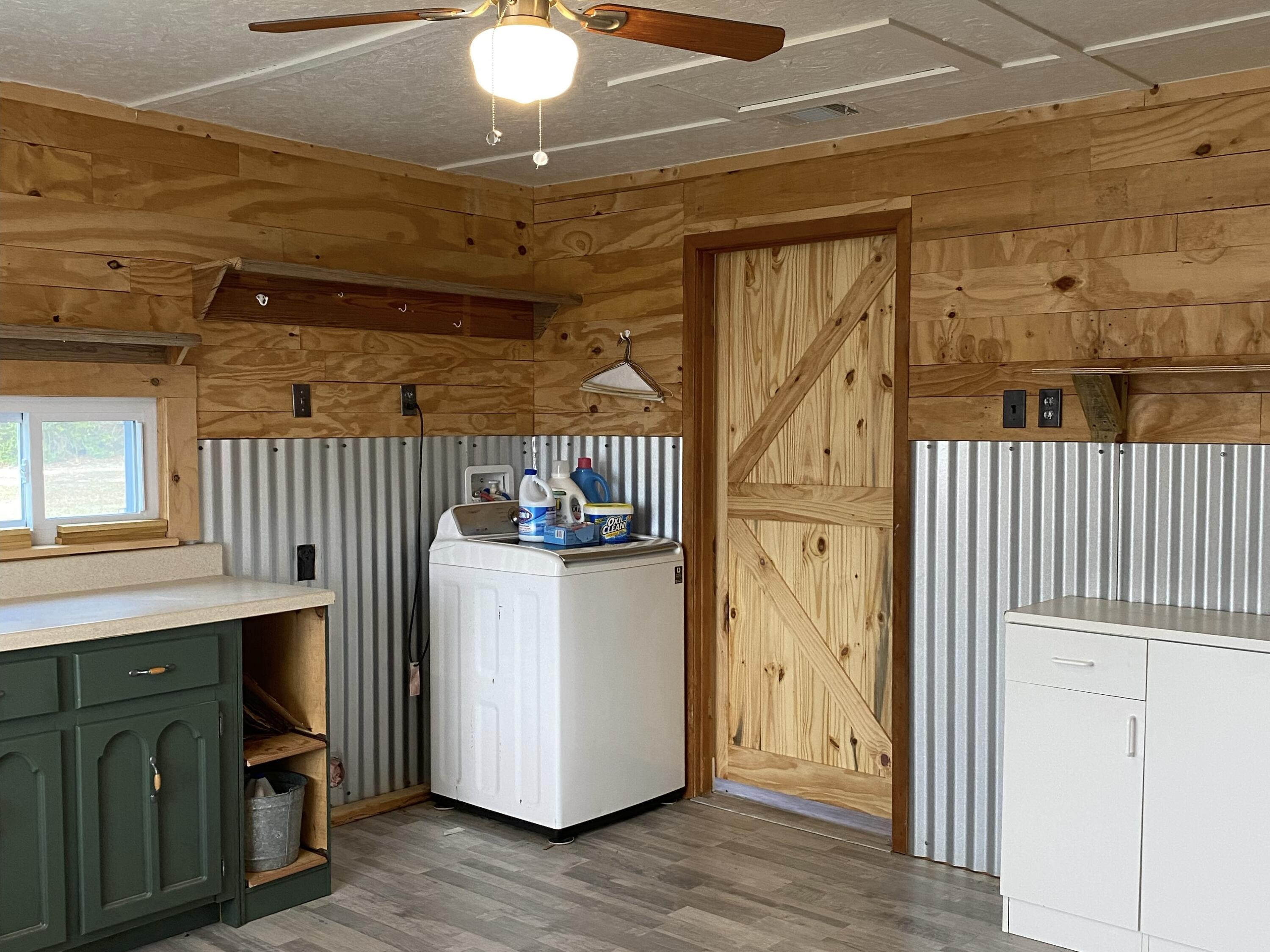 186 McLaughlin Road Milton, FL 32570 - Photo 13 of 26 a view of entryway with wooden floor