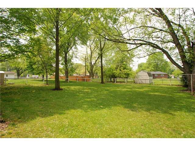 11249 Lantern Road Fishers, IN 46038 - Photo 14 of 15 Gallery Image 14