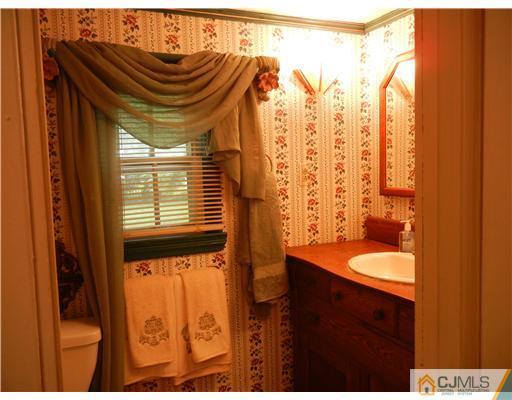 248 Greenbrook Road Green Brook, NJ 08812 - Photo 13 of 15 Gallery Image 13