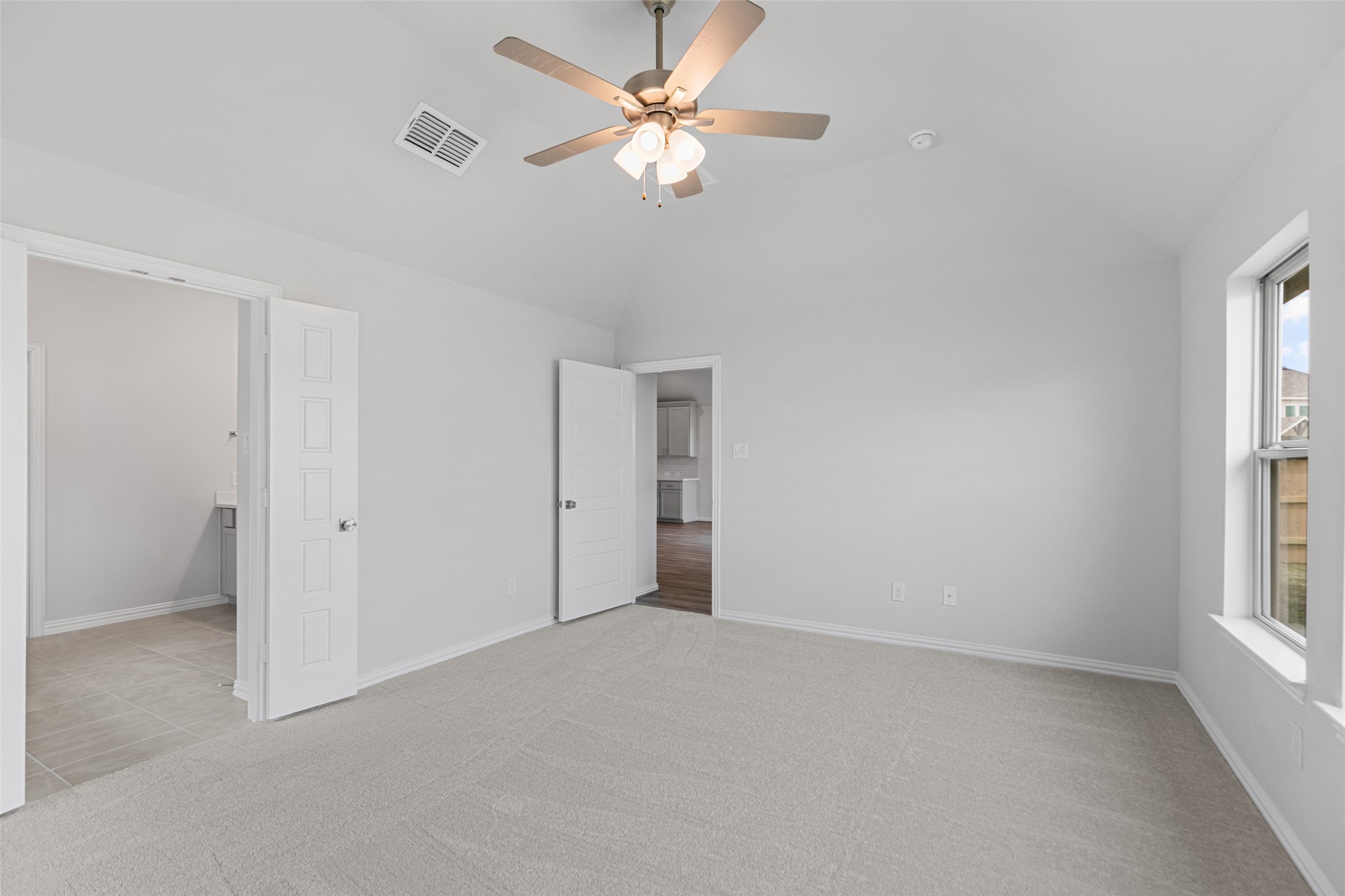 803 Evergreen Frst Lane Rosharon, TX 77583 - Photo 24 of 31 a view of an empty room with a window