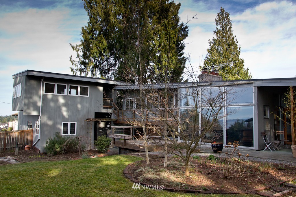 1007 Bell Street Edmonds, WA 98020 - Photo 1 of 1
