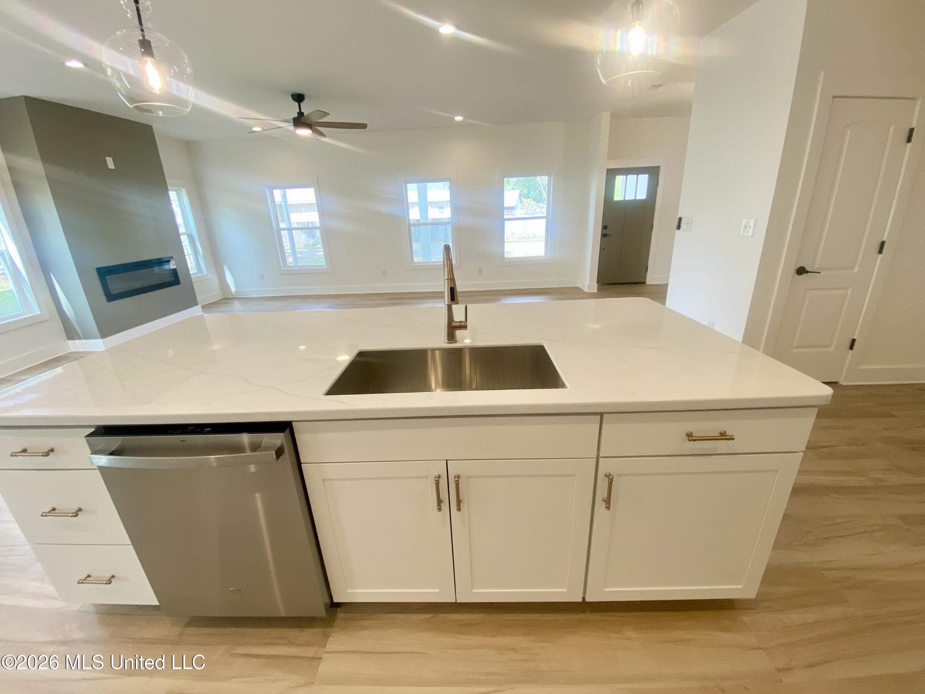100 Lamar Street Crystal Springs, MS 39059 - Photo 12 of 21 IMG_5291