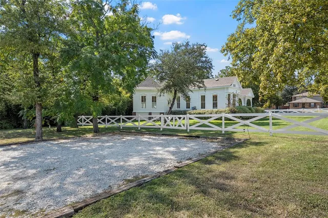 $527,500 | 724 North 19th Street, Waco, TX 76707