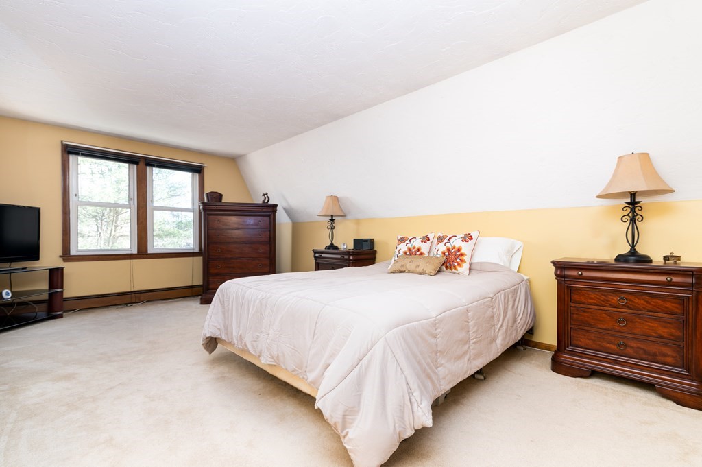 13 Lowell Road Pembroke, MA 02359 - Photo 16 of 31 Gallery Image 16