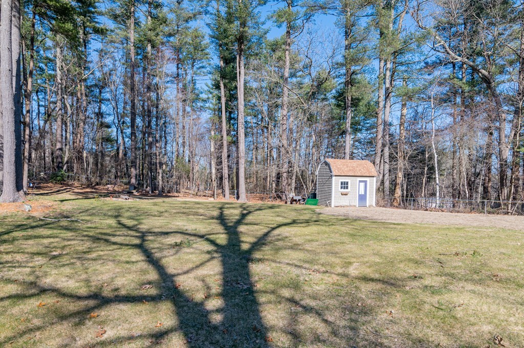 13 Lowell Road Pembroke, MA 02359 - Photo 28 of 31 Gallery Image 28