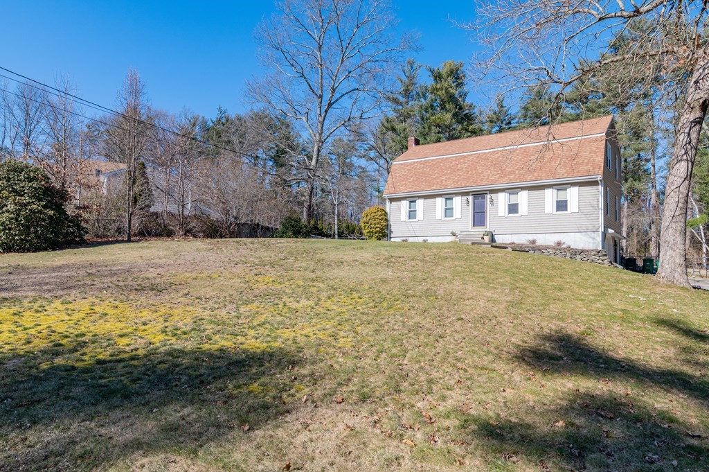 13 Lowell Road Pembroke, MA 02359 - Photo 3 of 31 Gallery Image 3