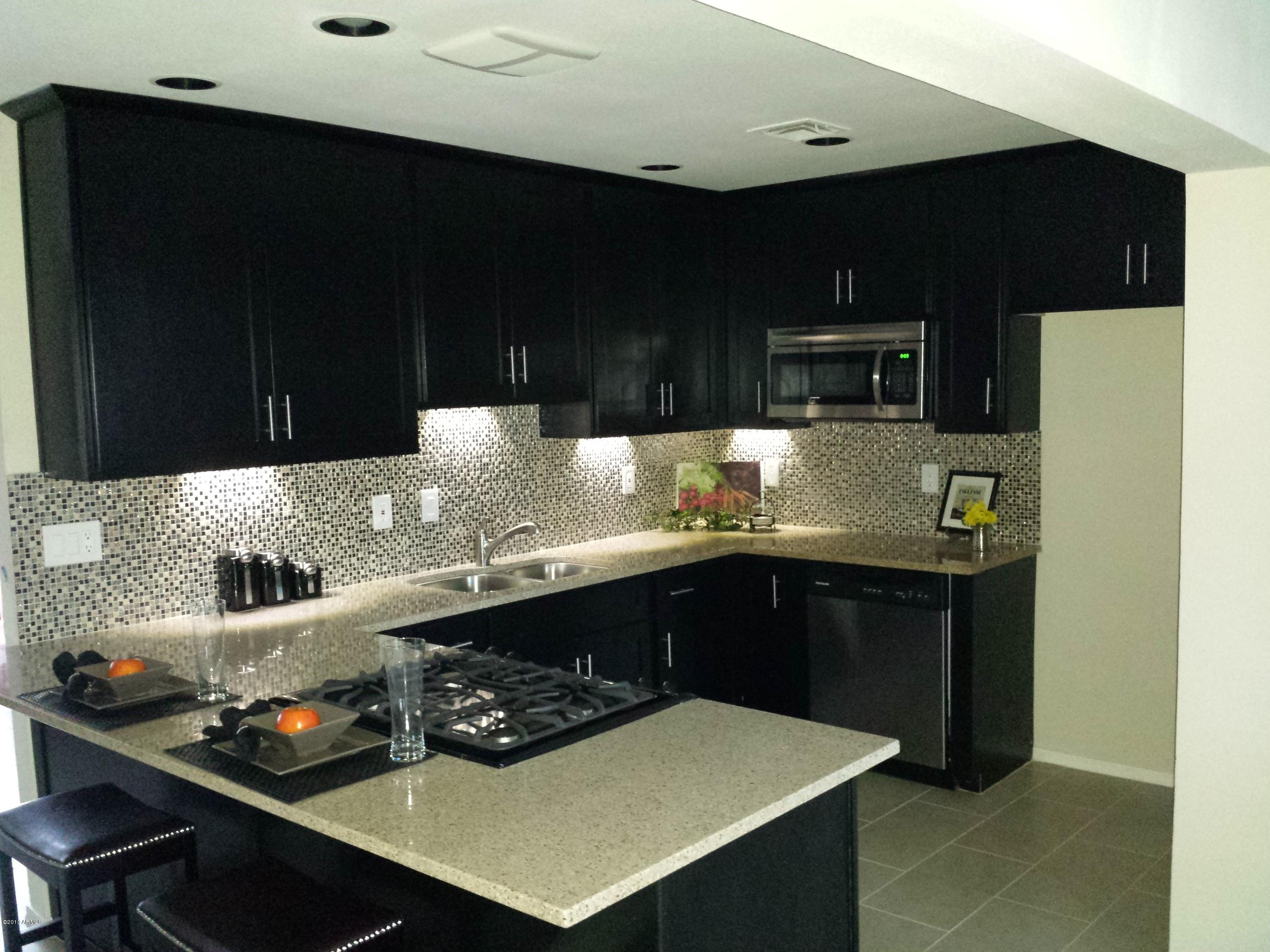 2301 West Bloomfield Road Phoenix, AZ 85029 - Photo 7 of 26 20131219_170419