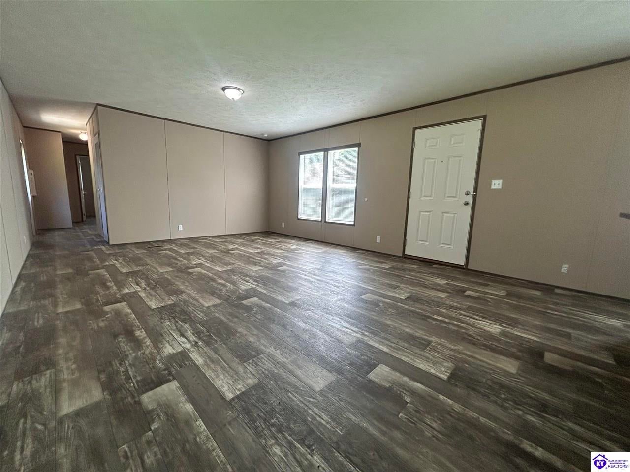875 Lock 5 Road Roundhill, KY 42275 - Photo 3 of 16 Gallery Image 3
