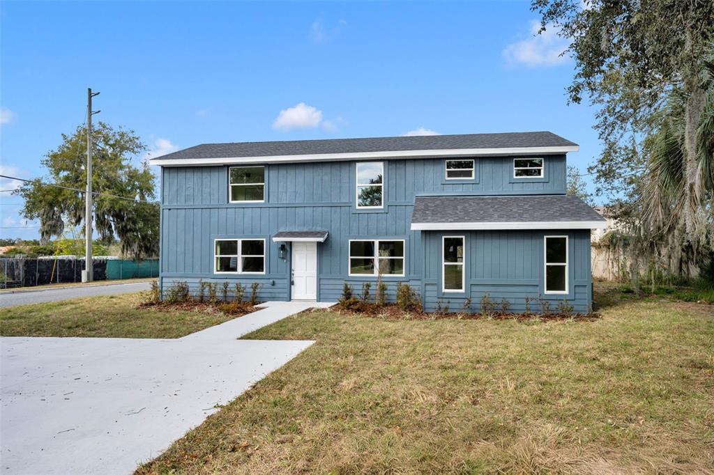 31201 Merry Road Tavares, FL 32778 - Photo 40 of 40 a front view of a house with yard