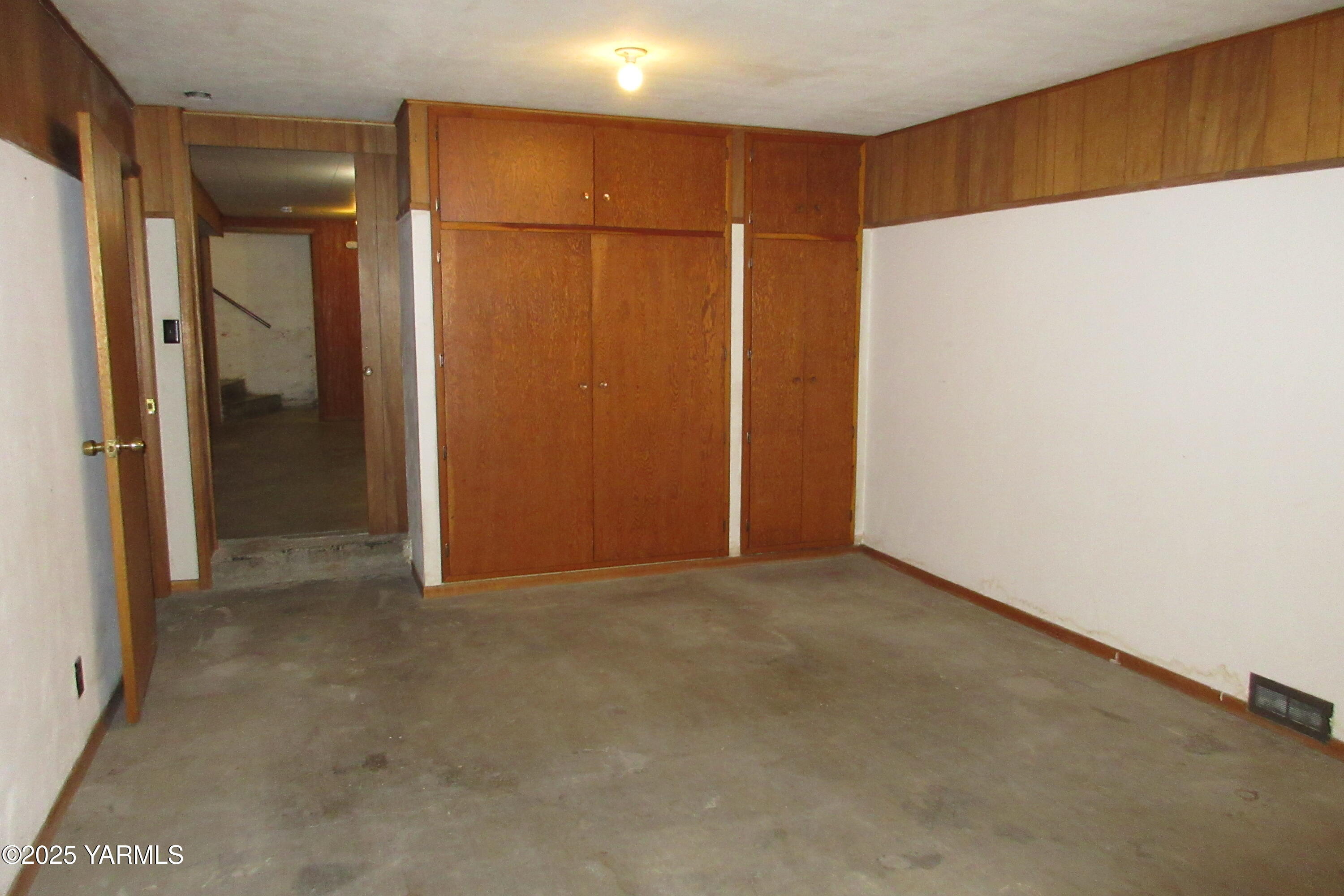 2703 Cascade Road Yakima, WA 98901 - Photo 24 of 24 a view of an empty room