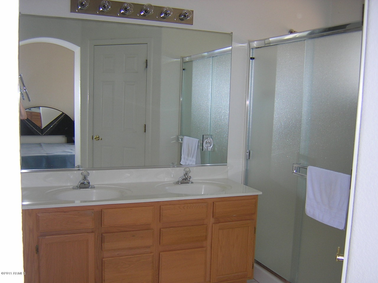 3425 East Utopia Road Phoenix, AZ 85050 - Photo 5 of 7 Master Bath
